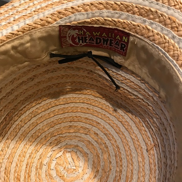 Hat from Hawaii price not negotiable - Picture 5 of 5